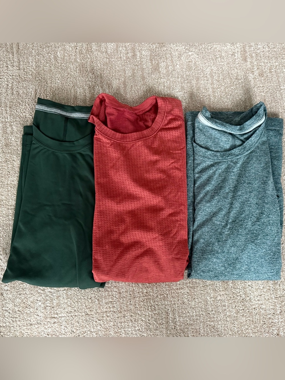 Lot of 3 Men’s Lululemon t shirts size medium